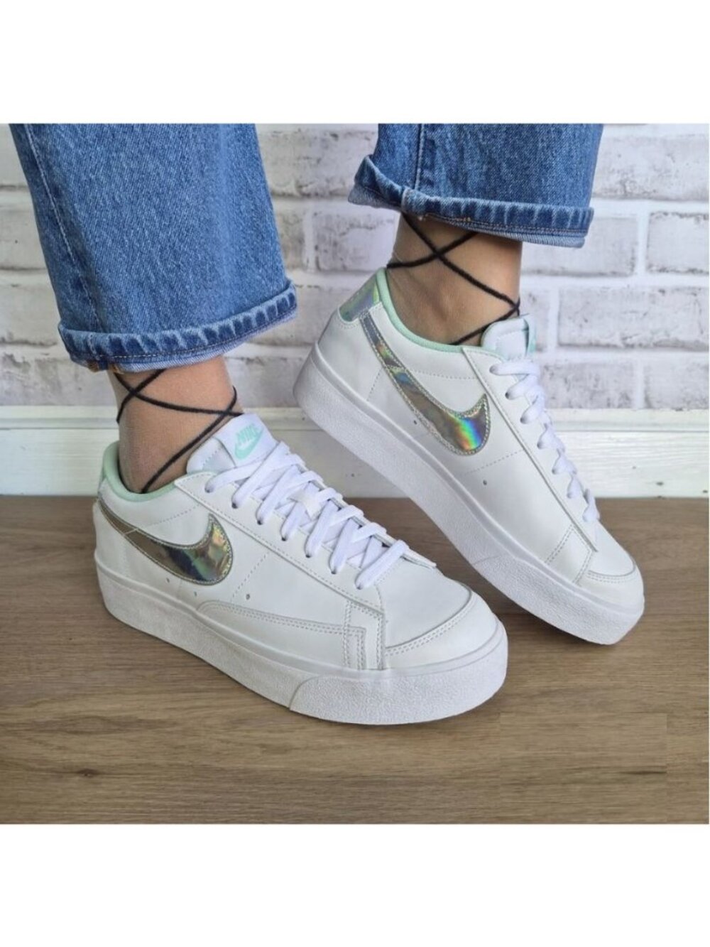 ❤️Nike Blazer Low Platform Sz 11.5 Womens Shoes White Silver Sneakers DQ7654-100